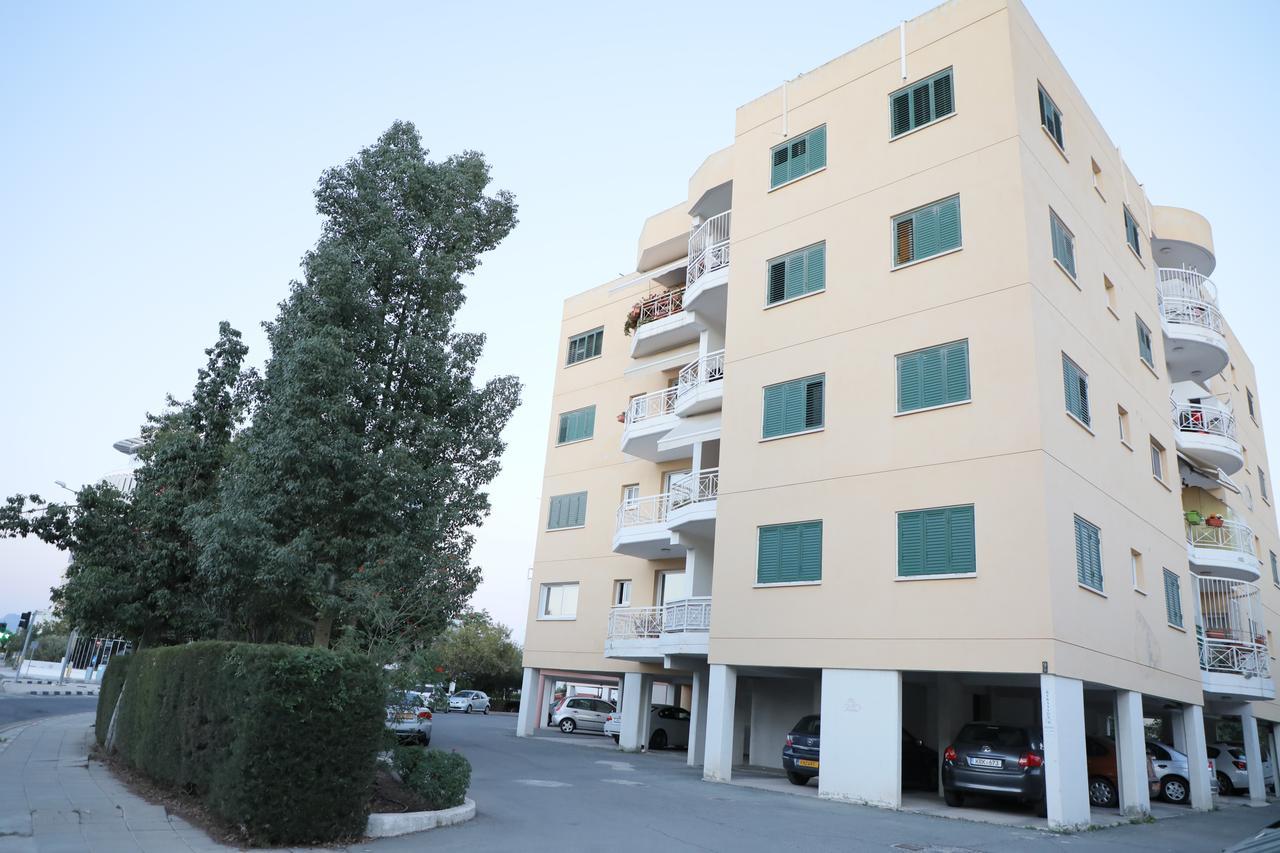 Bianco E U Apartment Никосия Экстерьер фото