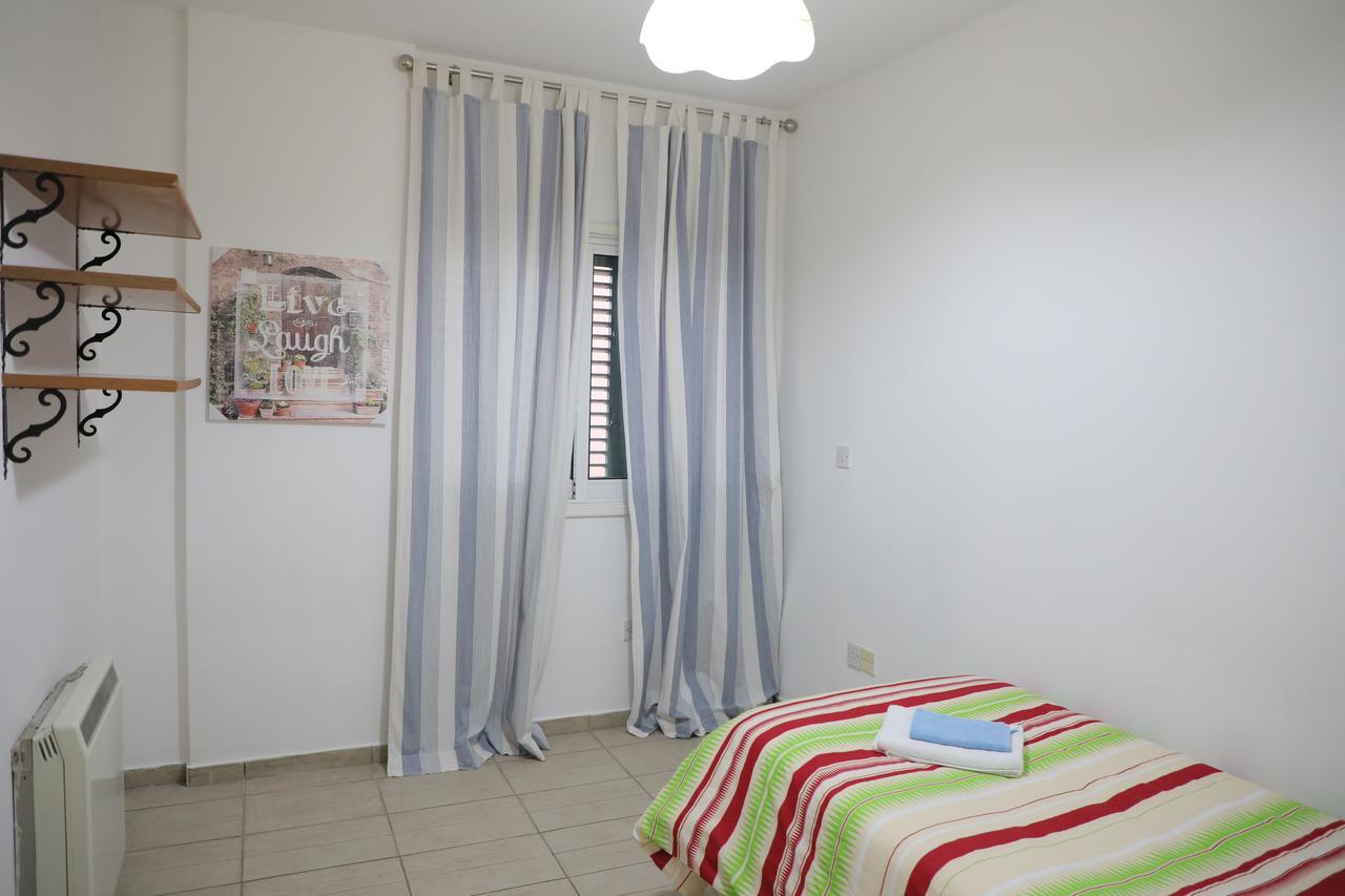 Bianco E U Apartment Никосия Экстерьер фото