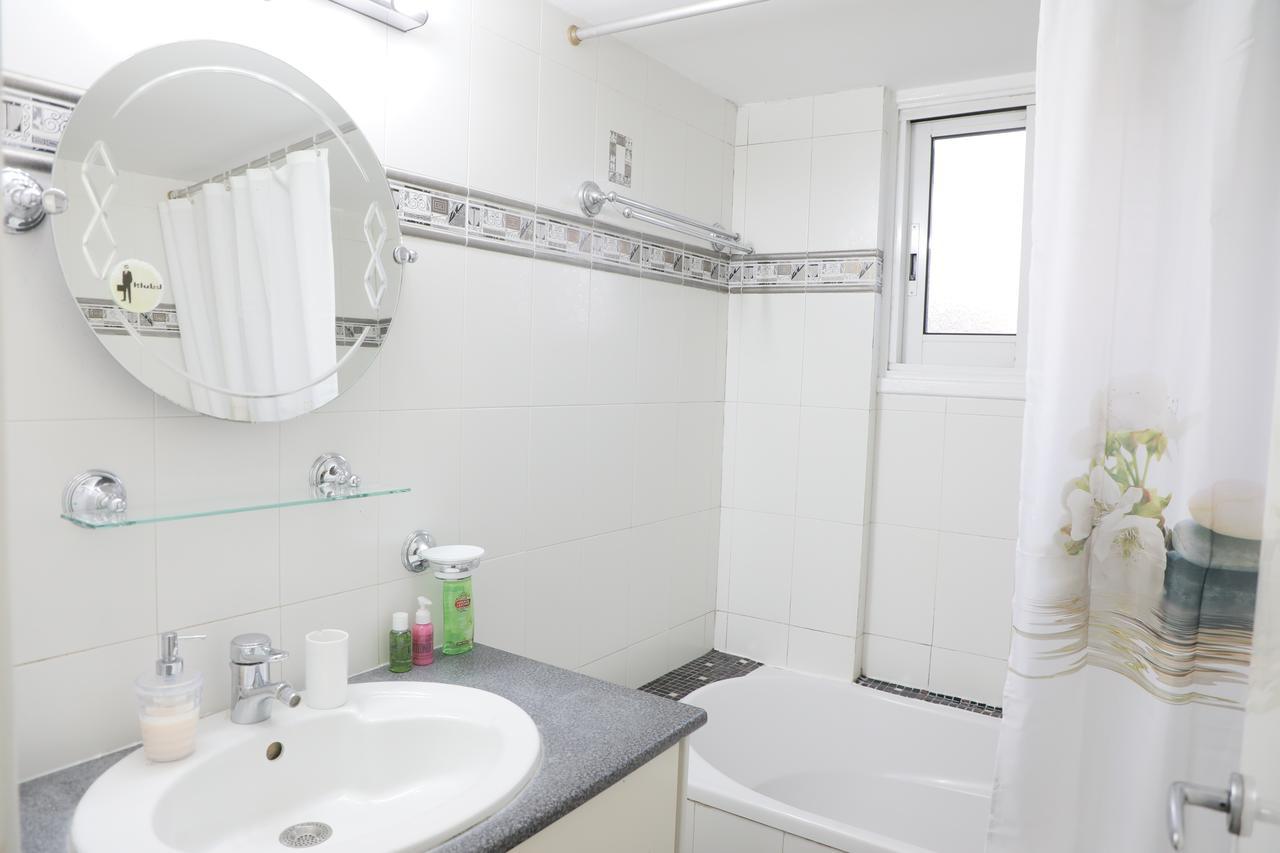 Bianco E U Apartment Никосия Экстерьер фото