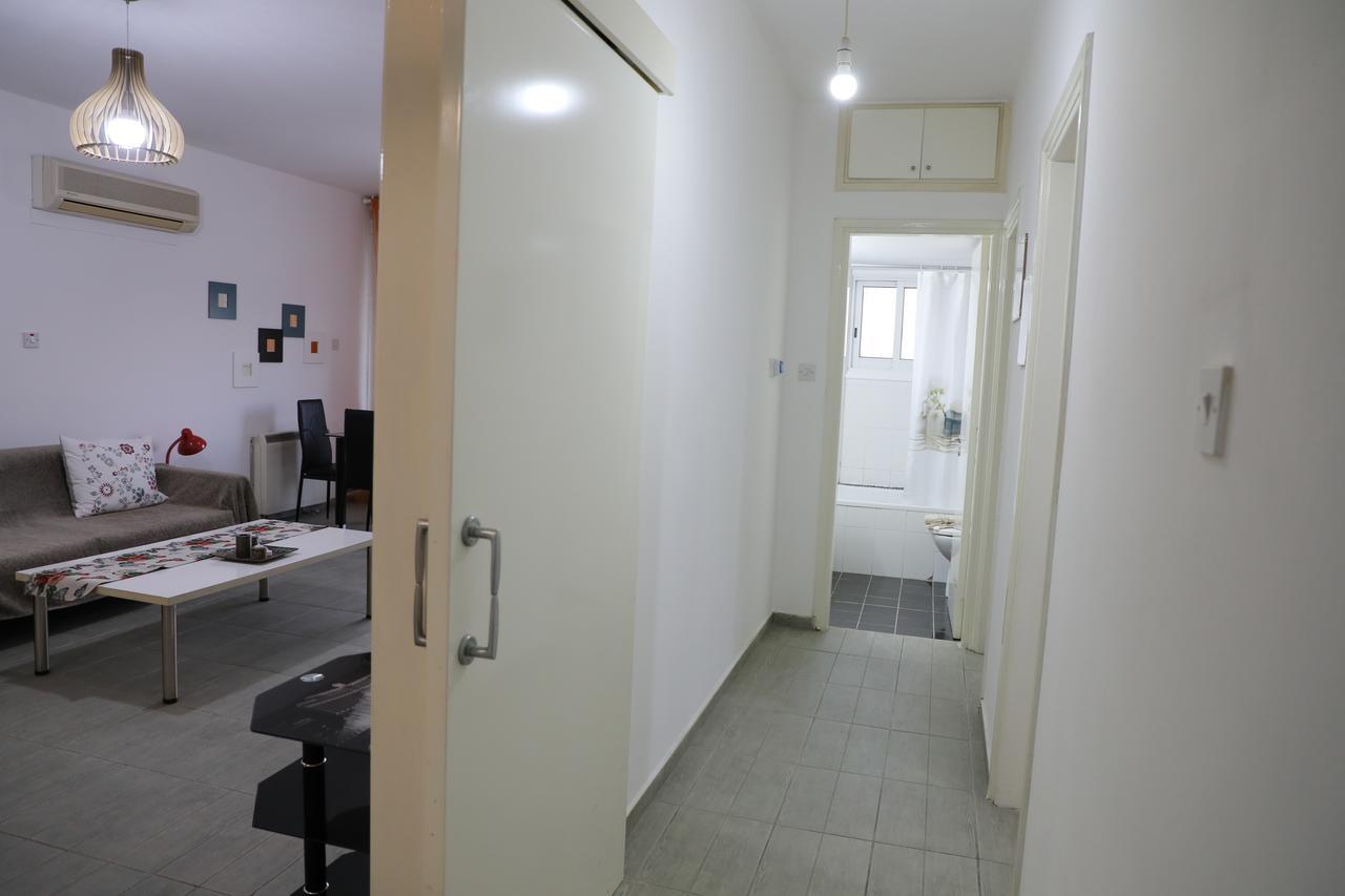 Bianco E U Apartment Никосия Экстерьер фото